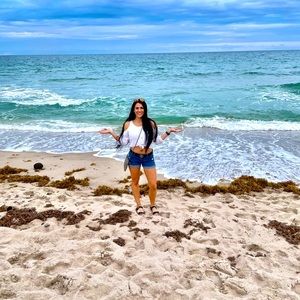 Meet your Posher, Brittany